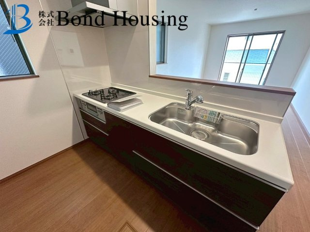 南向きにつき日当たり良好　霞ヶ丘6丁目　全2棟　1号棟