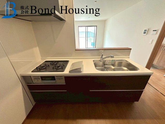 南向きにつき日当たり良好　霞ヶ丘6丁目　全2棟　1号棟