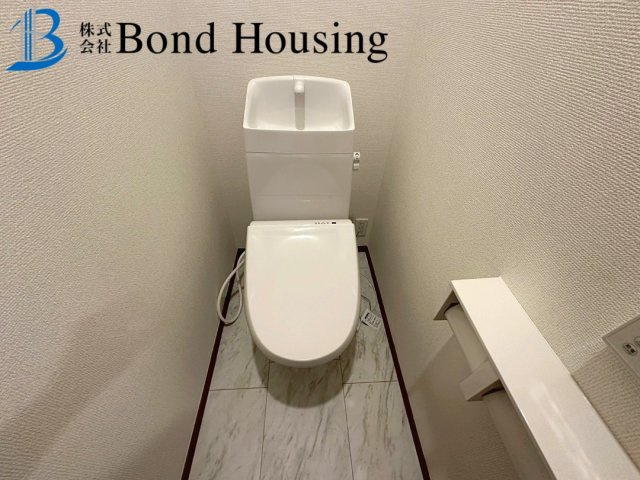 南向きにつき日当たり良好　霞ヶ丘6丁目　全2棟　1号棟