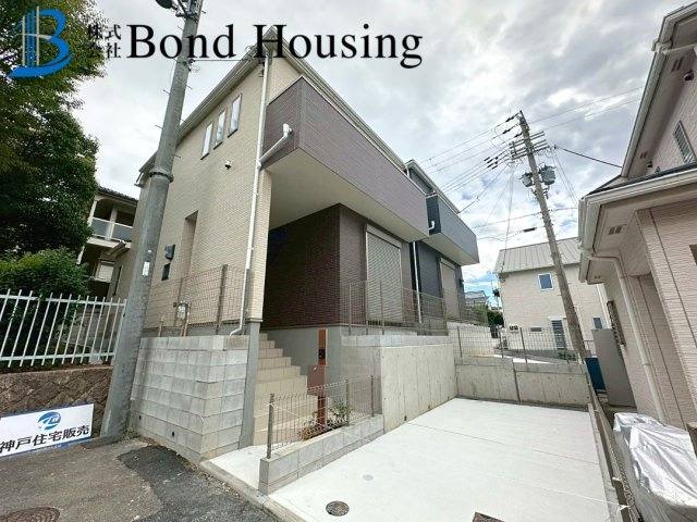 南向きにつき日当たり良好　霞ヶ丘6丁目　全2棟　1号棟