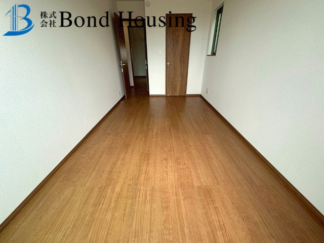 南向きにつき日当たり良好　霞ヶ丘6丁目　全2棟　1号棟