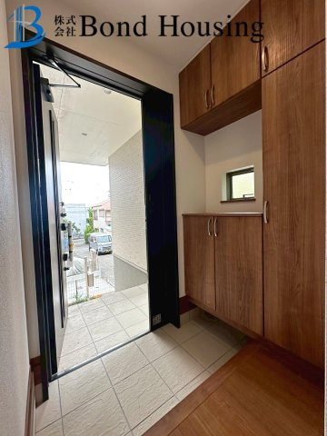 南向きにつき日当たり良好　霞ヶ丘6丁目　全2棟　1号棟