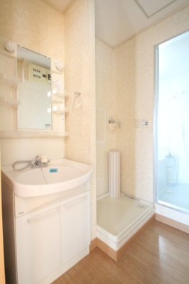 【洗面所】 | ヴァルム　レーベンⅢ・Ⅳ | 忙しい朝には欠かせない洗面所です