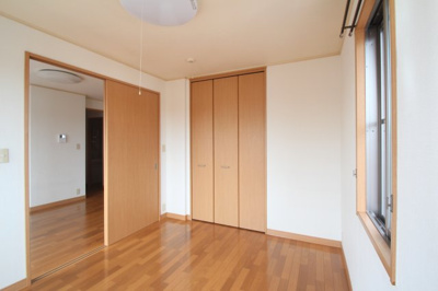 【寝室】 | ヴァルム　レーベンⅢ・Ⅳ | 寝室にいかがでしょうか