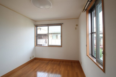 【子供部屋】 | ヴァルム　レーベンⅢ・Ⅳ | 北東の洋室です