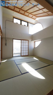 【和室】 | アーバンヒルズ石和リゾート　最上階ペントハウス　145.64ｍ2 | 約8帖の和室