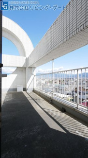 【バルコニー】 | アーバンヒルズ石和リゾート　最上階ペントハウス　145.64ｍ2 | ルーフバルコニー