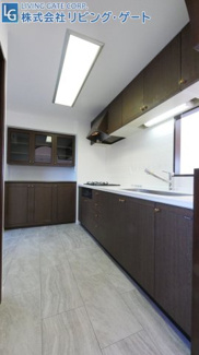 【キッチン】 | アーバンヒルズ石和リゾート　最上階ペントハウス　145.64ｍ2 | 気ｔｔん