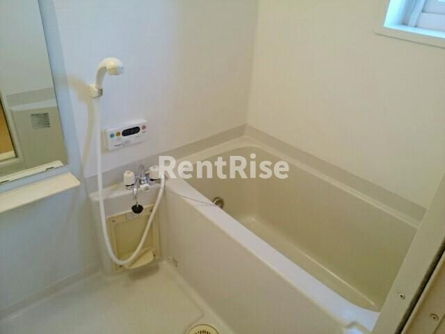 ヴィラ　シャングリ・ラＡの浴室|バス