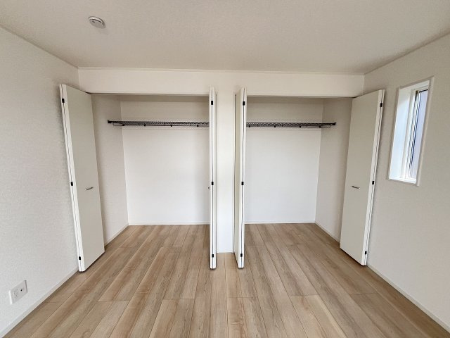 【収納】 | 糟屋郡須恵町新原第4　2号棟（全2棟）【仲介手数料無料・0円】 | 現地写真。