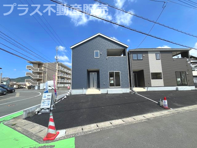 【外観】 | 糟屋郡須恵町新原第4　2号棟（全2棟）【仲介手数料無料・0円】 | 完成しました。物件内部もご見学頂けます。プラス不動産販売にお任せ下さい。