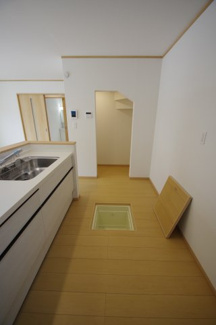 【キッチン】 | 【仲介手数料無料！！】府中市四谷4丁目　新築戸建て（全8棟）D号棟　4390万円