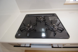 【キッチン】 | 【仲介手数料無料！！】府中市四谷4丁目　新築戸建て（全8棟）D号棟　4390万円