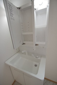 【洗面所】 | 【仲介手数料無料！！】府中市四谷4丁目　新築戸建て（全8棟）D号棟　4390万円