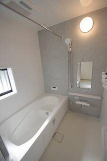 【浴室】 | 【仲介手数料無料！！】府中市四谷4丁目　新築戸建て（全8棟）D号棟　4390万円
