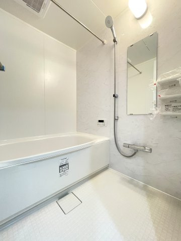 シャトー清水の洋室|5.0帖です。