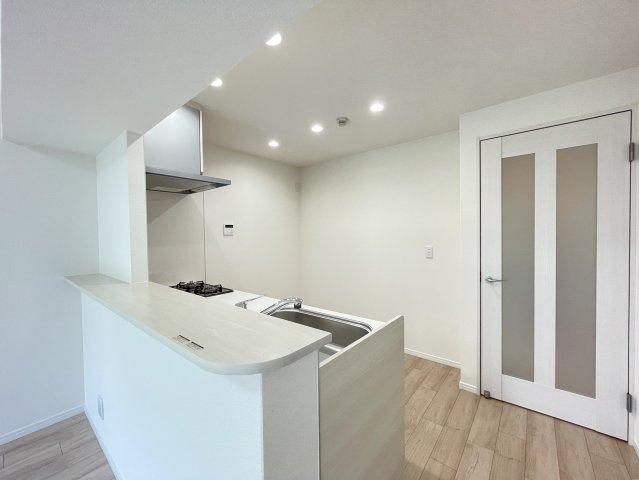 シャトー清水の外観|京阪「清水五条」駅　徒歩12分、国宝「清水寺」徒歩圏内と風流な立地♪