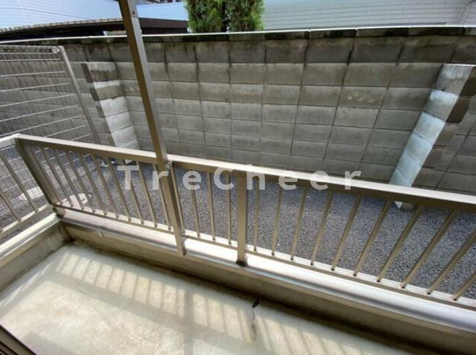 川口プラザＥのバルコニー