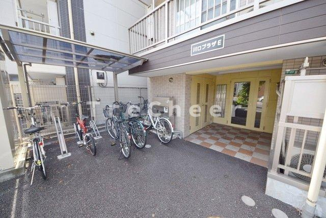 川口プラザＥのエントランス