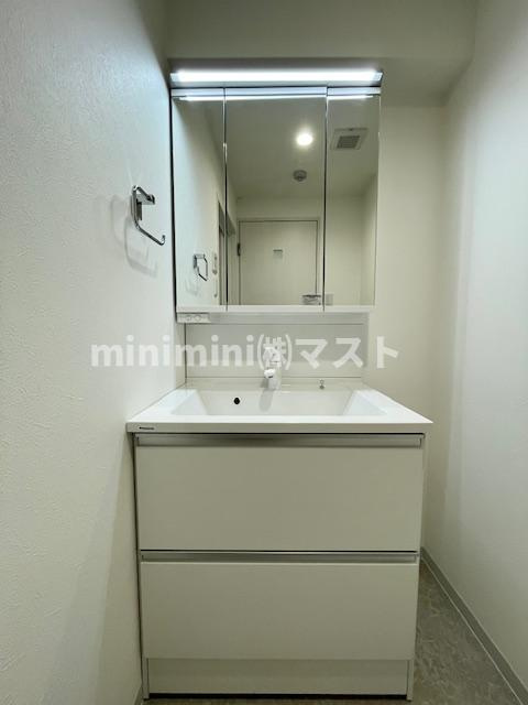 エクレレメディコ天六の洗面所