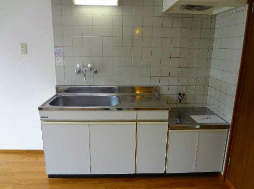 市川市中山4丁目　収益アパート　満室稼働中のキッチン