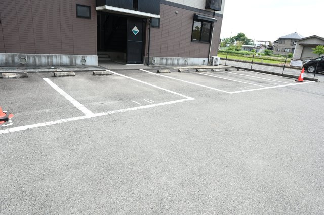 【駐車場】 | グリーンガーデン弐番館