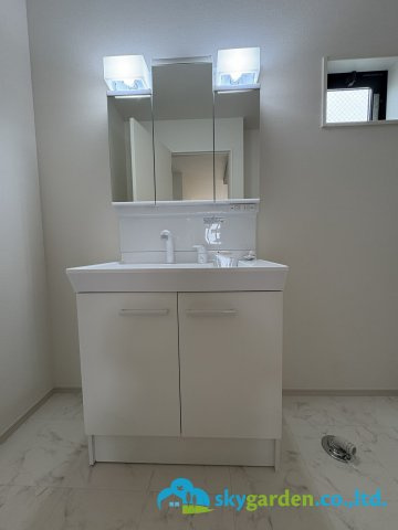 平塚市豊田宮下　新築戸建　全6棟5号棟の独立洗面台