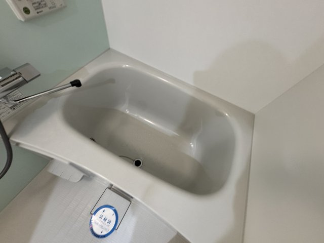 ウェルスクエア池田天神の浴室