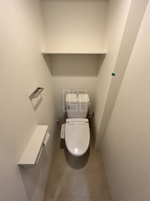 【トイレ】 | ルネフラッツ谷町四丁目 | ルネフラッツ谷町四丁目　温水洗浄便座