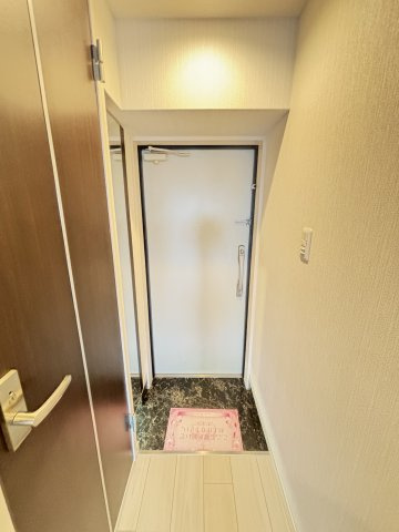 【玄関】
