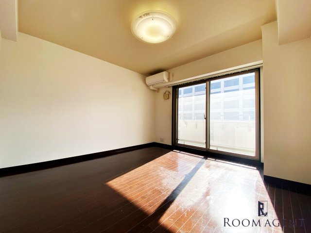 ビオラ名駅西の居間・リビング