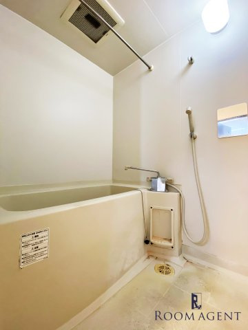 ビオラ名駅西の浴室