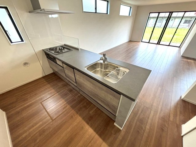 北葛飾郡松伏町　大字松伏　新築戸建　　全1棟のキッチン|キッチンでお料理をお楽しみください