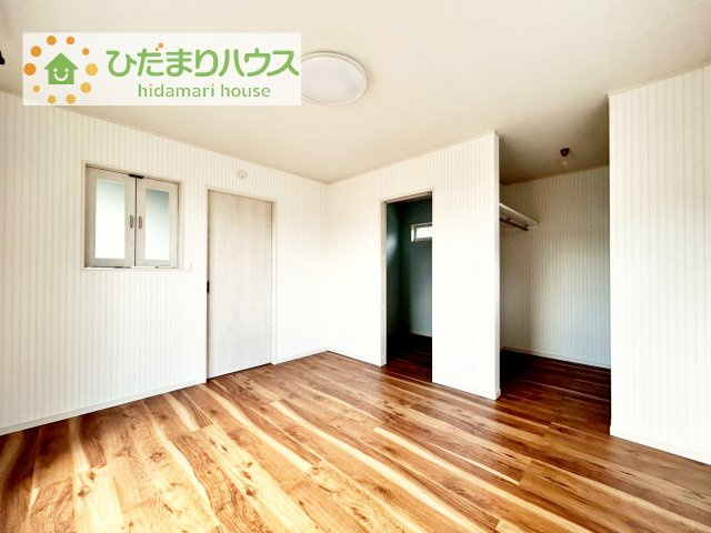 【寝室】 | つくば市みどりの南　中古戸建 | ウッド調の床で汚れも目立ちません！