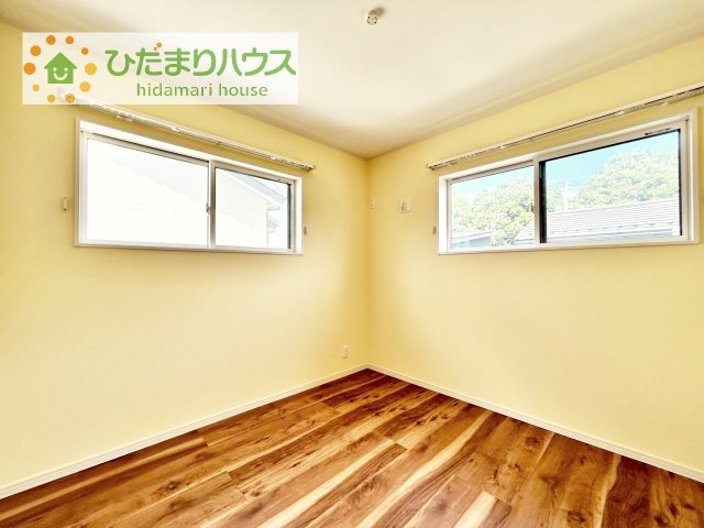 【洋室】 | つくば市みどりの南　中古戸建 | 机にベットを置けば子供部屋の完成です！