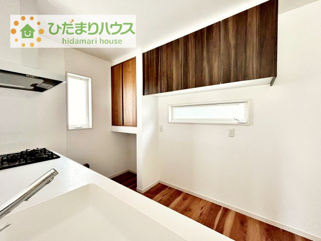 【収納】 | つくば市みどりの南　中古戸建 | 備え付けの収納でキッチン周りもスッキリできます！