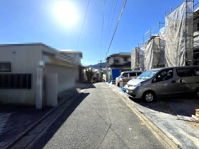 【その他】 | 福岡市城南区堤1丁目3期　1号棟（全2棟）【仲介手数料無料・0円】 | 現地写真。前面道路です。