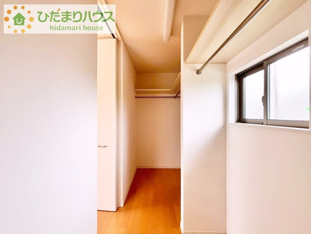 【収納】 | 龍ケ崎市藤ケ丘6丁目　中古戸建 | ハンガーパイプ付でお洋服の出し入れもラクラクです！