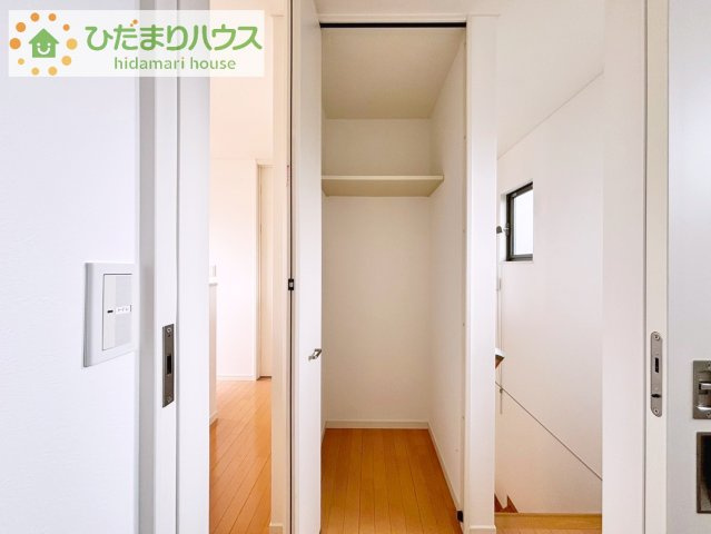 【収納】 | 龍ケ崎市藤ケ丘6丁目　中古戸建 | 掃除機や買い溜めしたい日用品をしまうのに便利です！