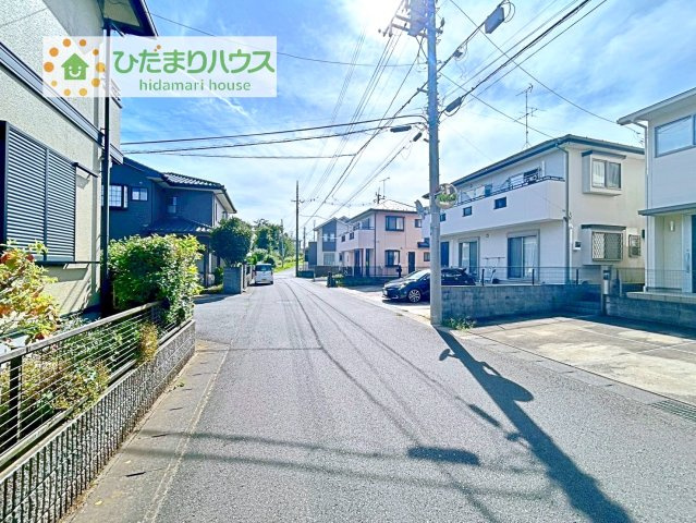 【前面道路含む現地写真】 | 龍ケ崎市藤ケ丘6丁目　中古戸建 | 東南道路につき日当たり良好♪