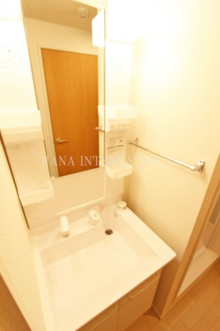 クレイノ氷川の杜の洗面所