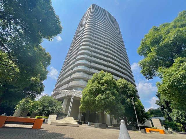 アイムふじみ野タワー東館の外観