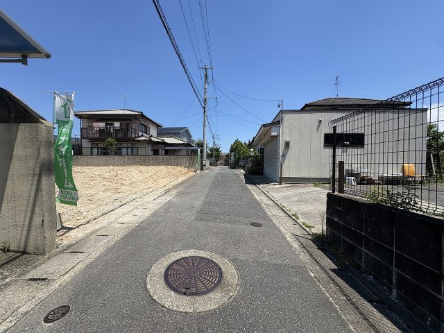 【その他】 | 福岡市城南区堤1丁目3期　2号棟（全2棟）【仲介手数料無料・0円】 | 現地写真。前面道路です。
