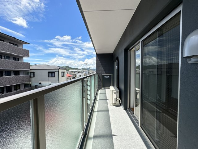 ラークネストのバルコニー