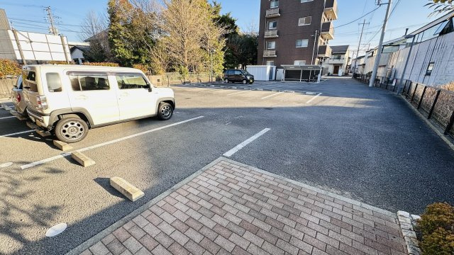 ペアーフィールドＢの駐車場