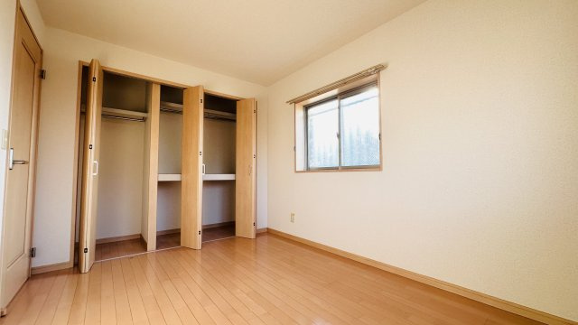 ペアーフィールドＢの洋室