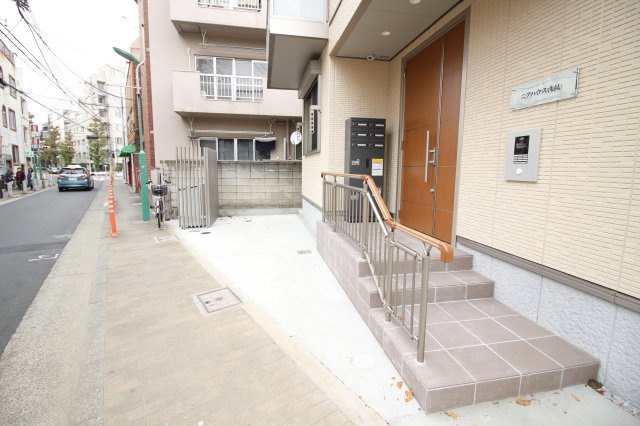 ニアハウス洗足のエントランス