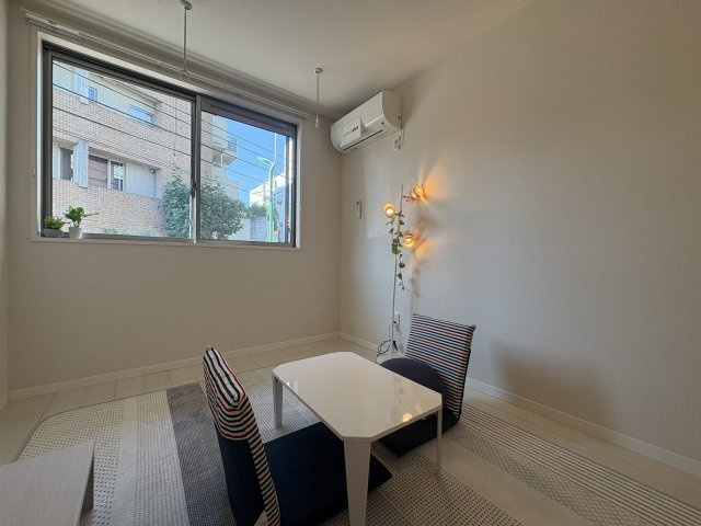 ニアハウス洗足の洋室|※家具付きではございません