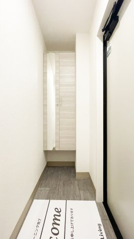 サンセール問屋町Ⅱの玄関