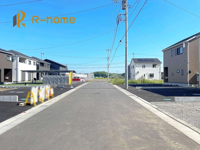 水戸市河和田町第3　新築戸建て　25号棟の前面道路含む現地写真|周辺環境も併せて案内致します♪
閑静な住宅地で笑顔あふれる新生活！
ぜひ現地へお越しください♪